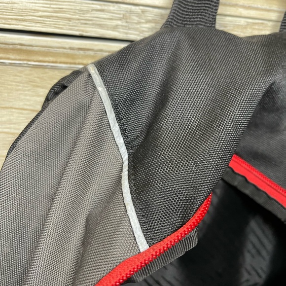 Oakley Backpack - Picture 6 of 8